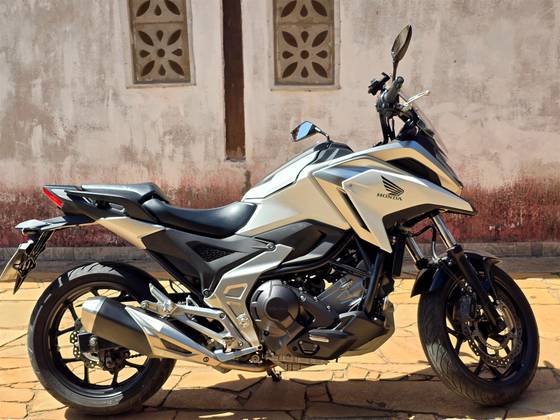 HONDA NC 750X ABS DCT HONDA NC 750X ABS DCT